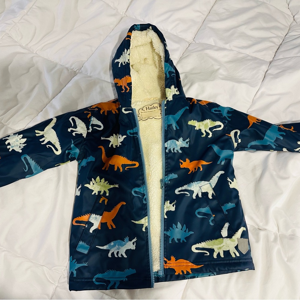 Hatley Cream and Blue Sherpa Line Rain Jacket - Picture 3 of 4